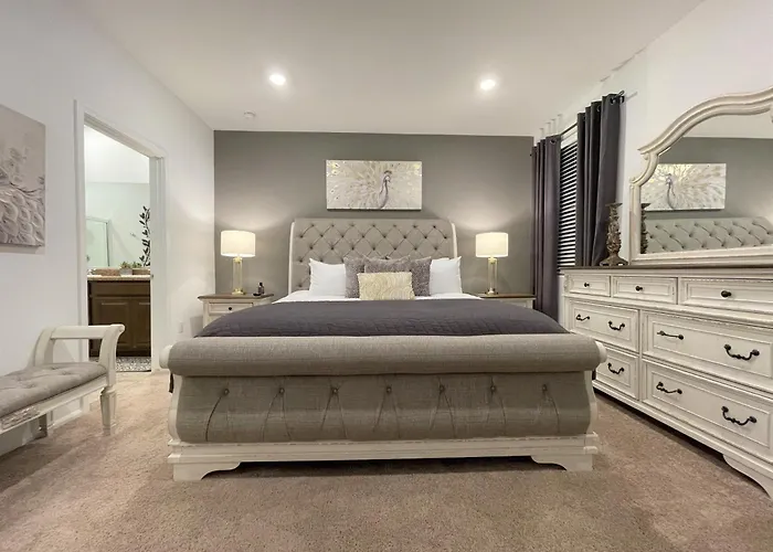 Holiday home 6 Bedroom Desert Retreat