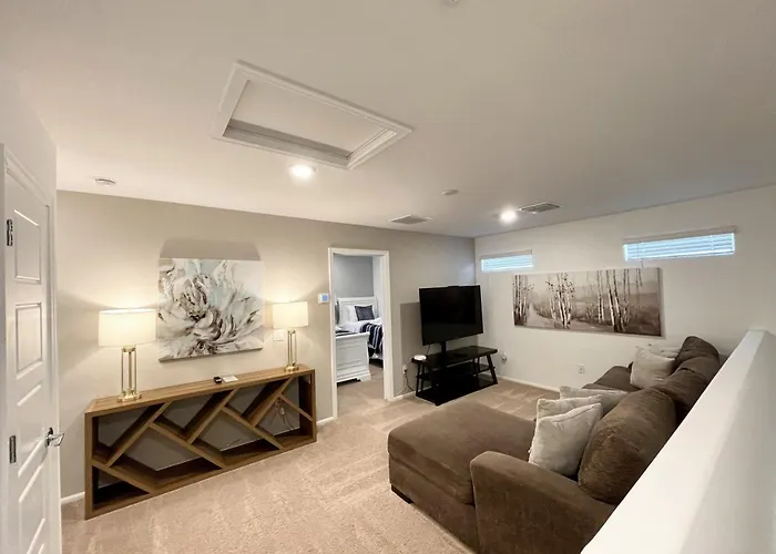 Holiday home 6 Bedroom Desert Retreat *