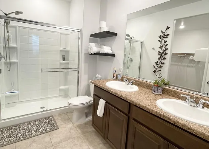 6 Bedroom Desert Retreat * Tucson